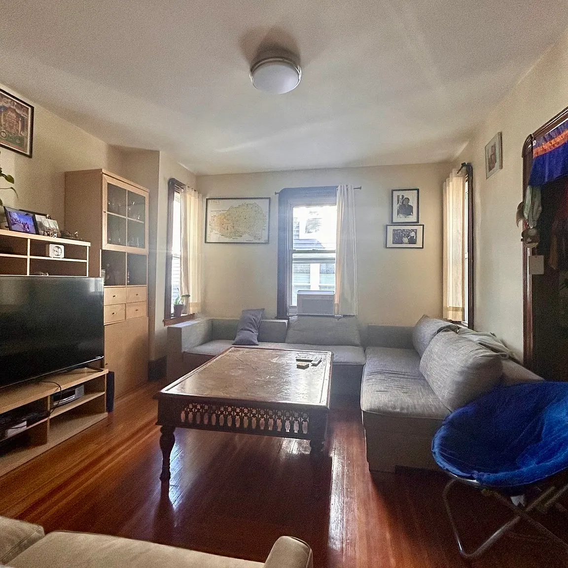 4 bed, 2.0 bath, 1500 sqft, $4,000 — Photo 3