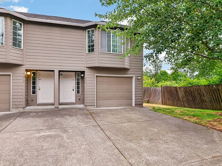 4270 SW 159th Ave #A — Photo 2
