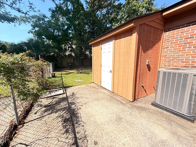 639 Windermere Blvd #B — Photo 21