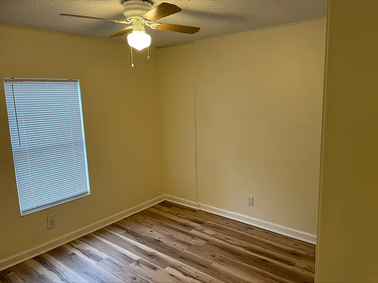 4617 W Bellarose St — Photo 13