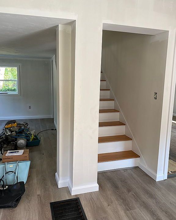 2nd image of 187 South St