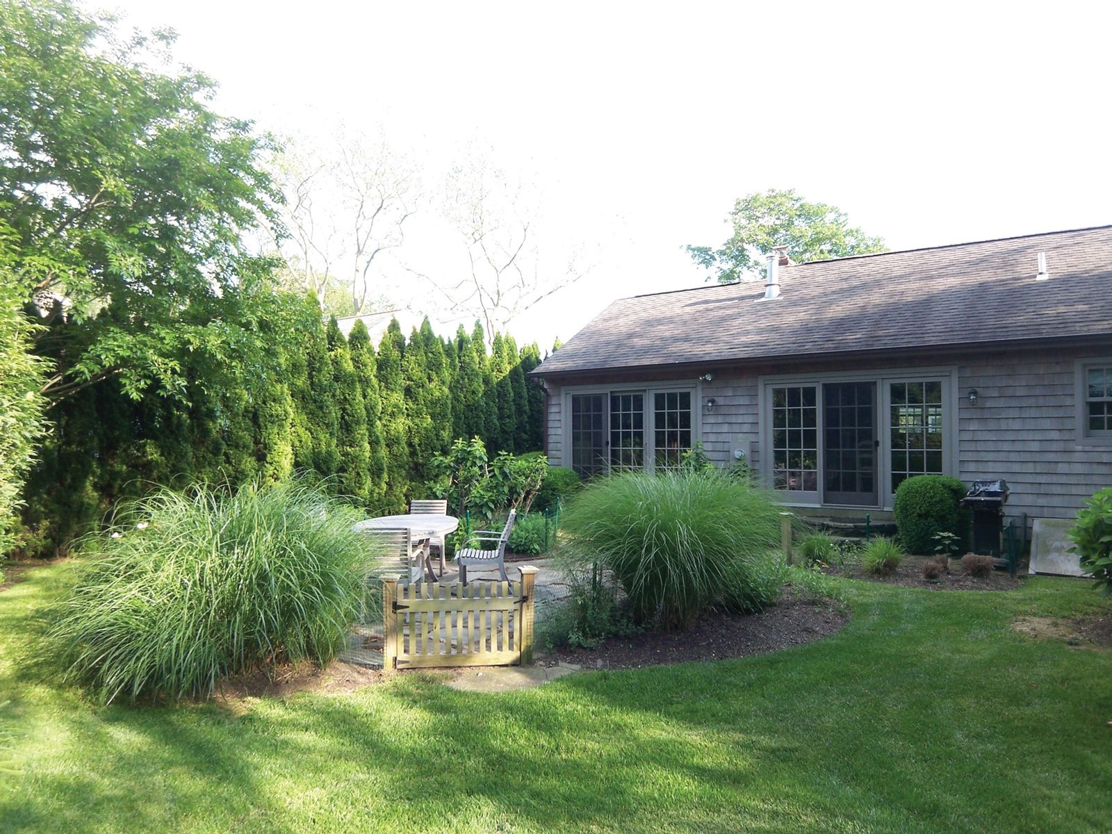 28 Mill Hill Ln, East Hampton, NY 11937 Out East