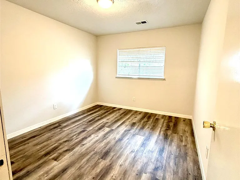 19114 Indian Grass Dr — Photo 15