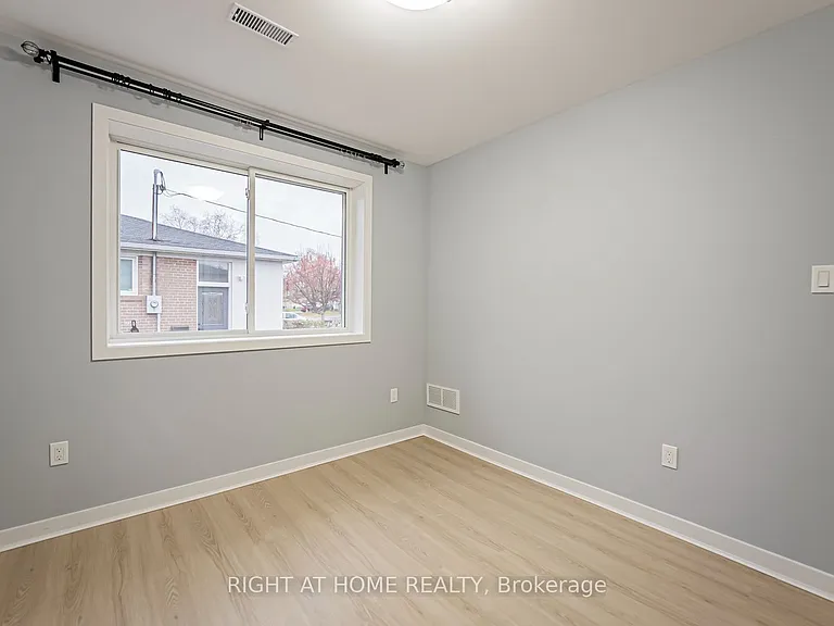 250 Beechy Dr #MAIN — Photo 6