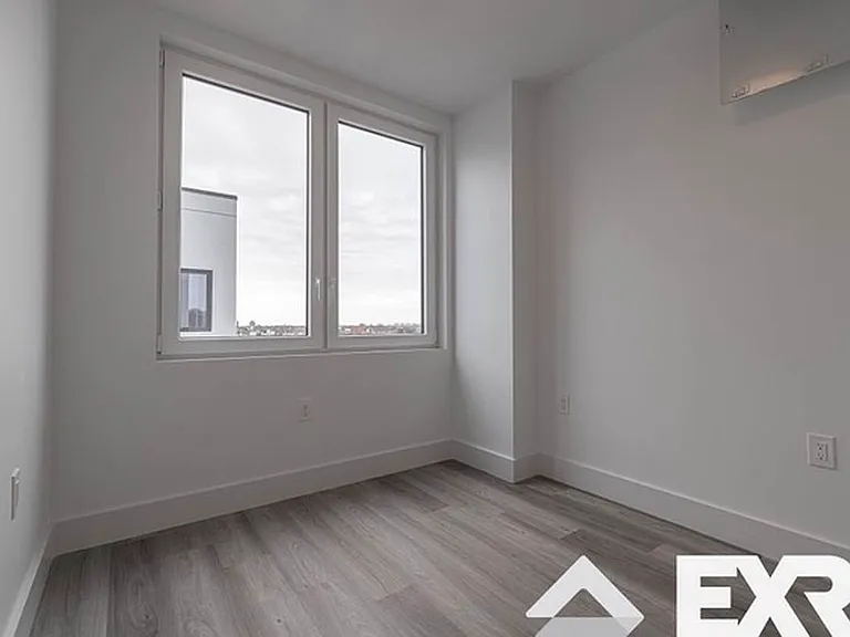 1634 Church Ave #703 — Photo 3