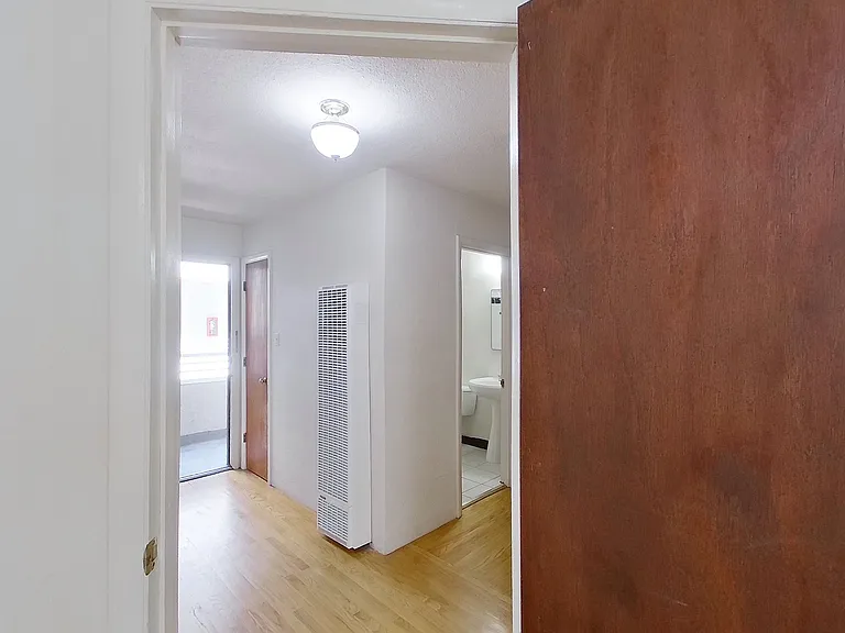 2750 Dwight Way — Photo 14