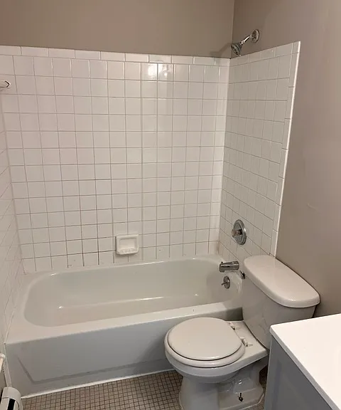 2842 Montana Ave #5 — Photo 2