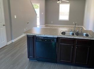 810 Professional Park Dr APT 4D, Clarksville, TN 37040