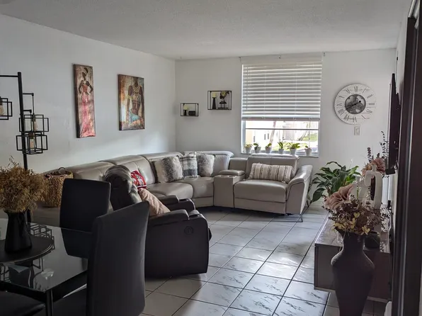 5665 W 20th Ave, Hialeah, FL