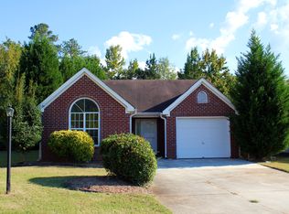 181 Green Tree Dr, Newnan, GA 30265
