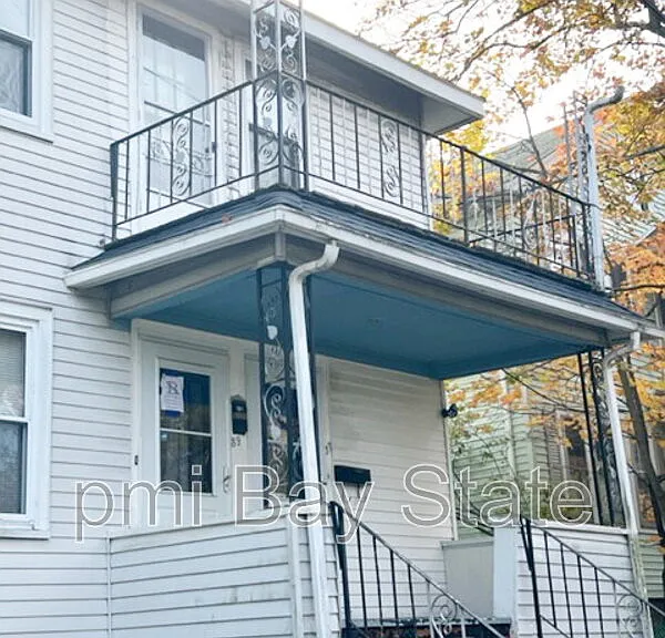 37 Brainard St — Photo 1