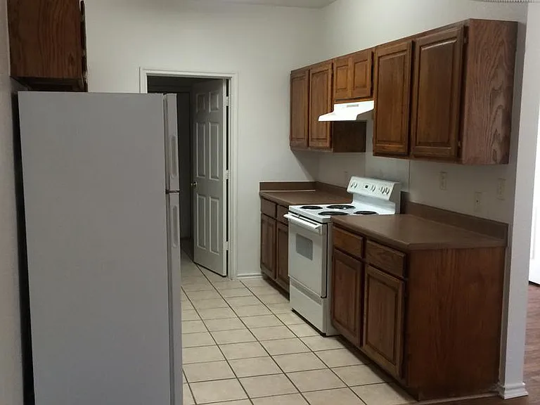Pine Creek Townhomes — Photo 5