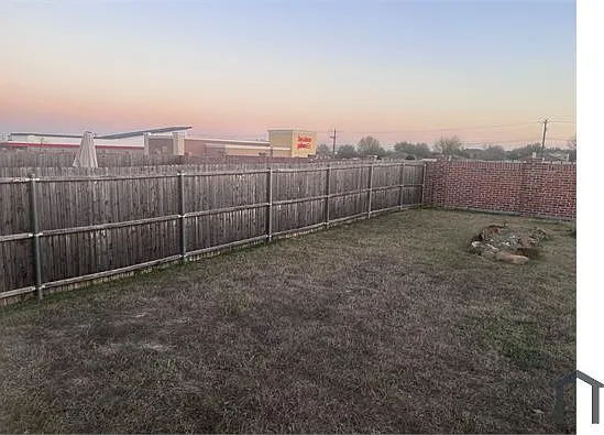 1701 River Crossing Dr — Photo 17