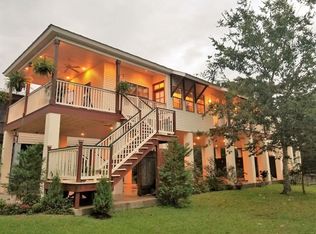 127 Foy St, Mandeville, LA 70448