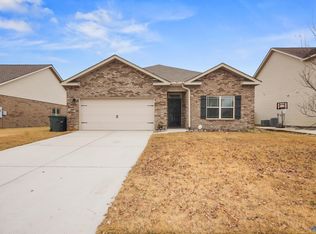 16556 Camberwell Dr, Harvest, AL 35749