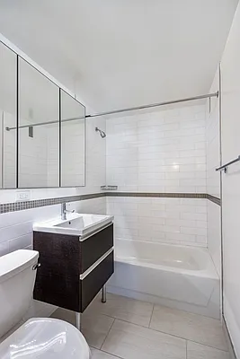 Rented by Triumph Property Group | media 8