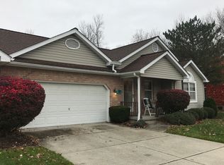 16 Cobblestone Ln, Buffalo, NY 14221