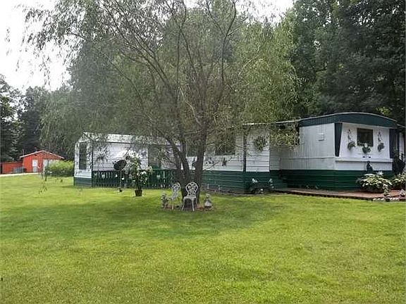 3rd image of 3011 E Bacon Ridge Rd
