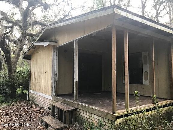 3rd image of 6117 Woodard Ln