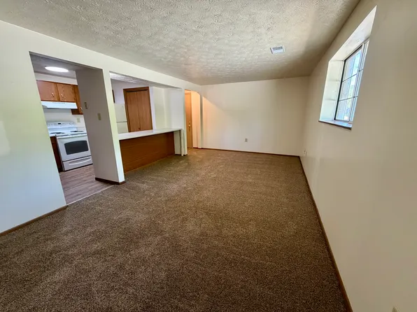 37 Foxglove Dr #3, Greensburg, PA 15601
