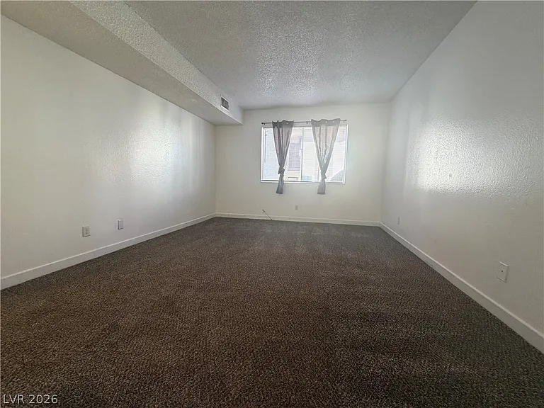1405 Vegas Valley Dr #193 — Photo 17
