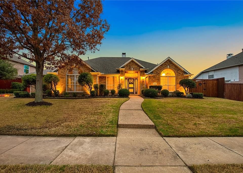 1st image of 4308 Oak Knoll Dr