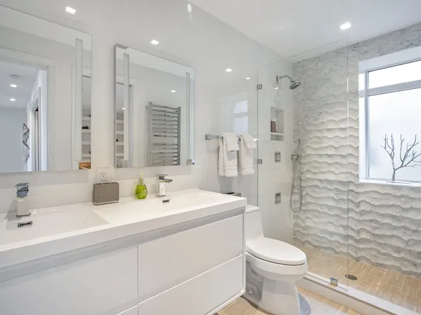 25 Central Park West image 2 of 6