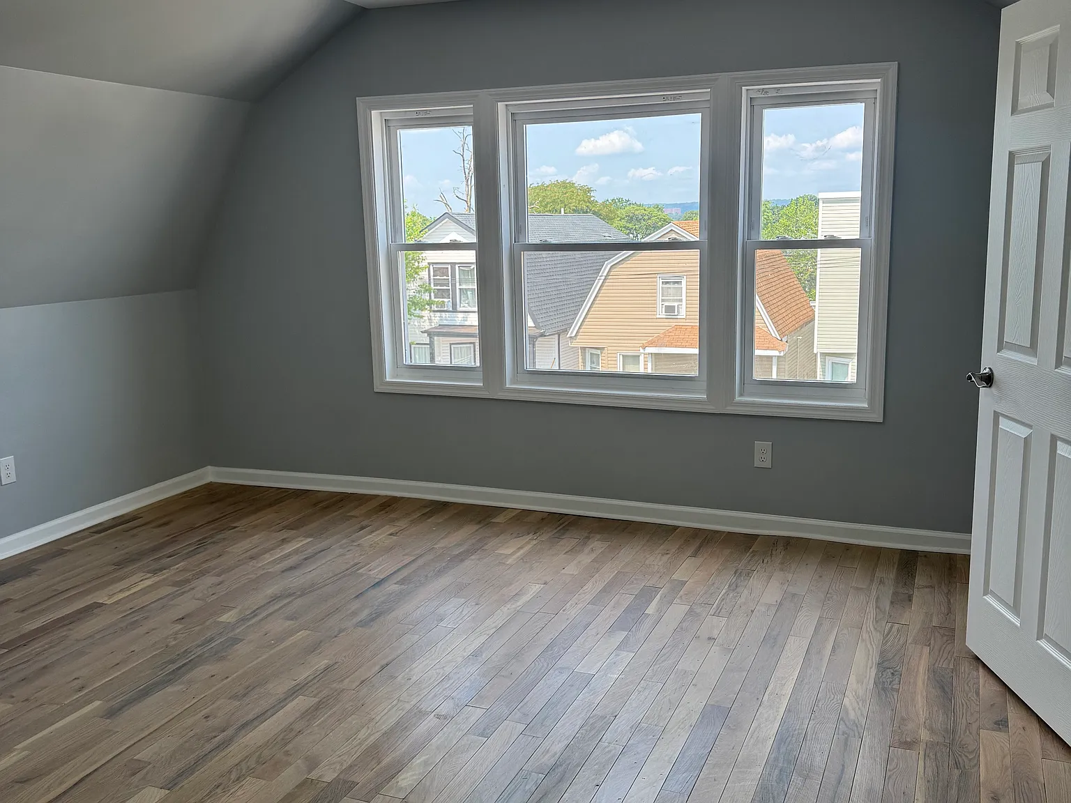 2 bed, $2,300 — Photo 2