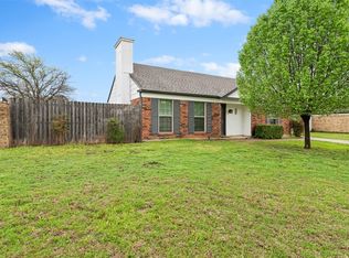 7328 Shadow Bend Dr, Fort Worth, TX 76137