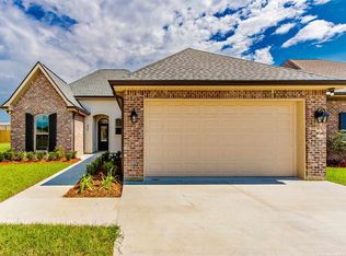 227 Derusso St, Houma, LA 70364
