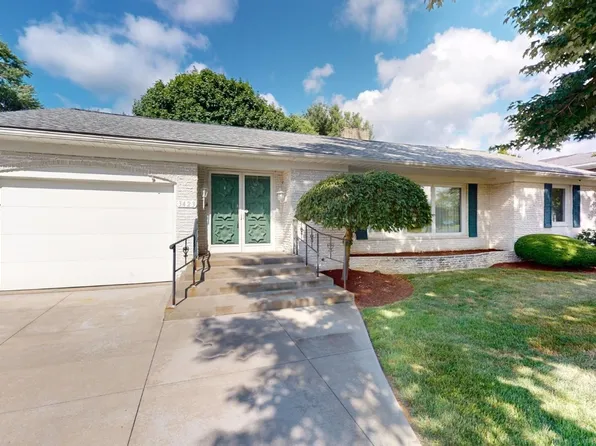 3423 Greengarden Blvd, Erie, PA 16508