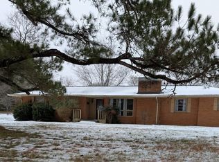 1360 Harris Hollow Rd, Charlotte, TN 37036