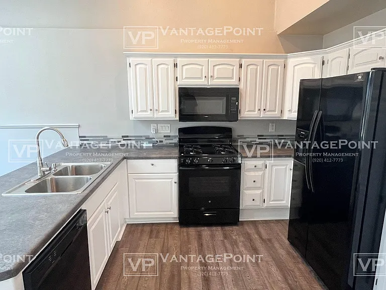 1800 Hardwoods Ct — Photo 6
