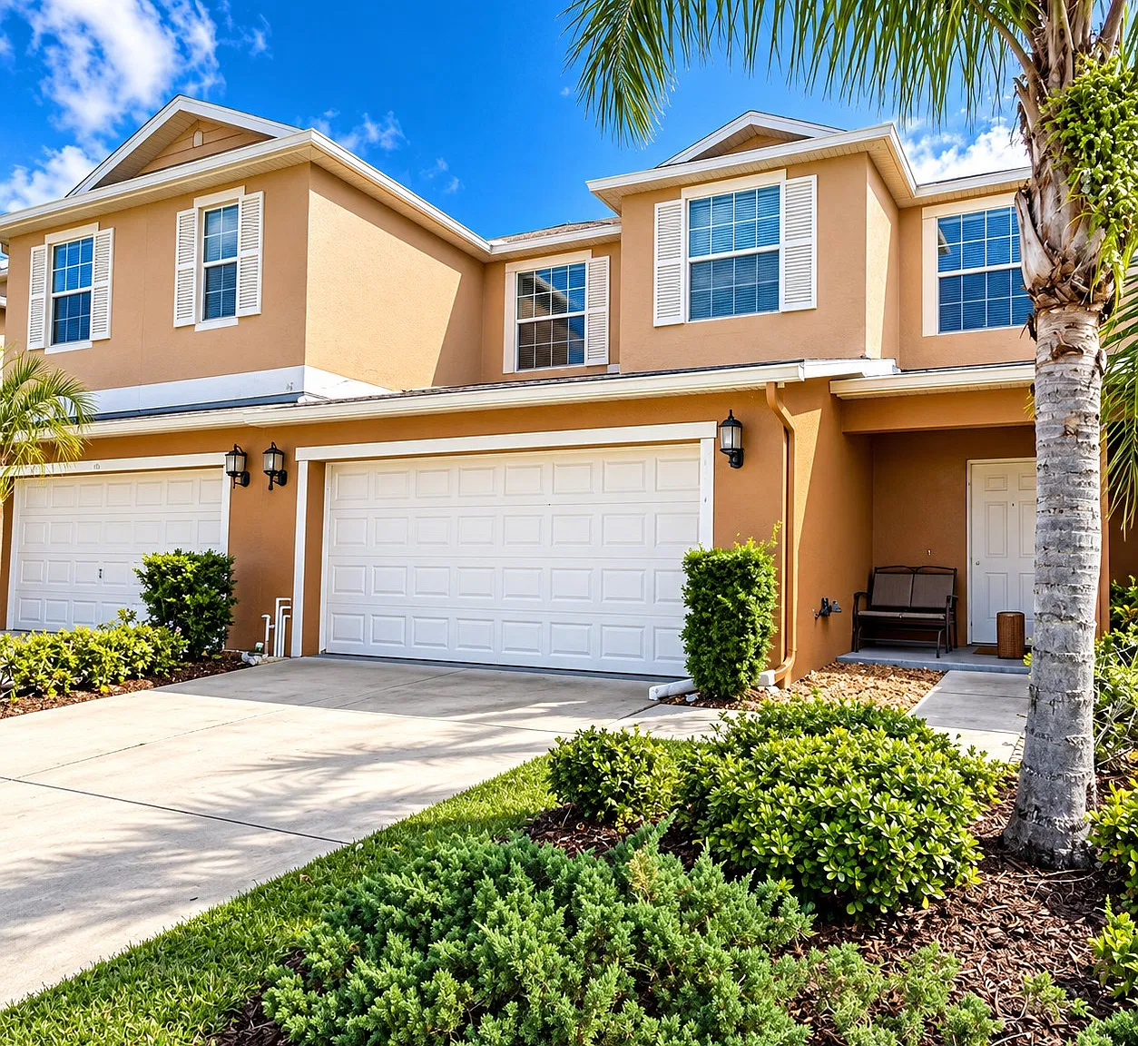 4 bed, 2.5 bath, 2251 sqft, $2,600 — Photo 1