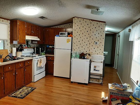 5th image of 2135 Mayfair Way Lot 72