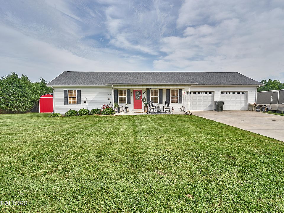 1st image of 119 Five Oaks Dr