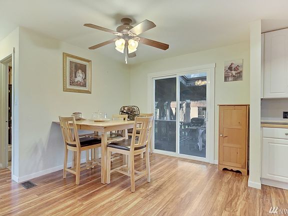 3rd image of 6807 Steilacoom Blvd SW