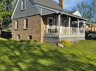 197 6th St, Wheeling, IL 60090