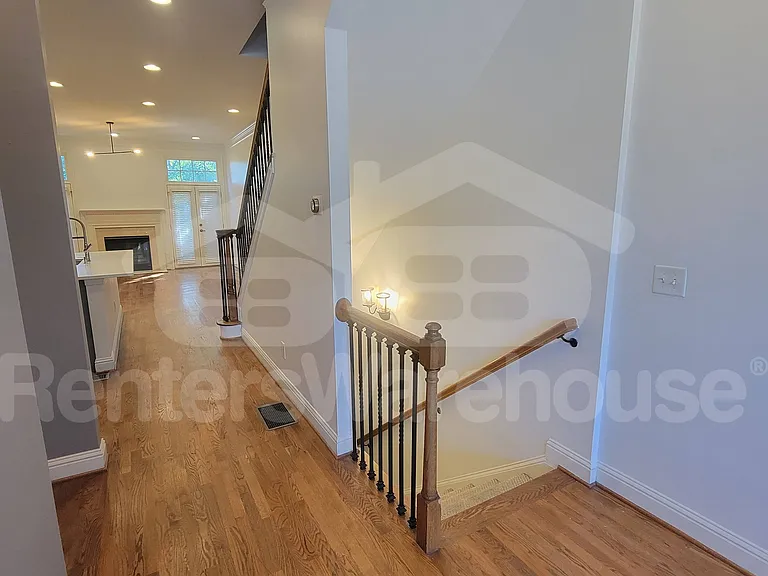 2671 Rivers Edge Dr — Photo 12