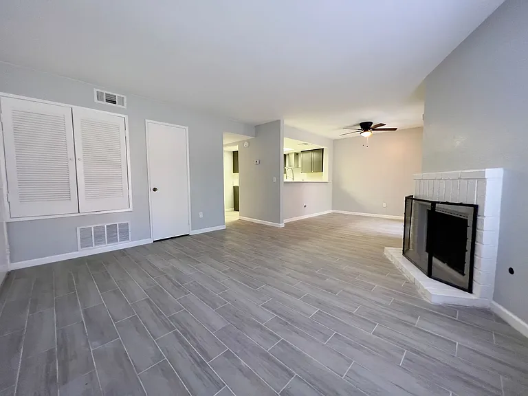 1025 N Tippecanoe Ave #M133 — Photo 8