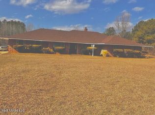 582 Foster Rd, Florence, MS 39073