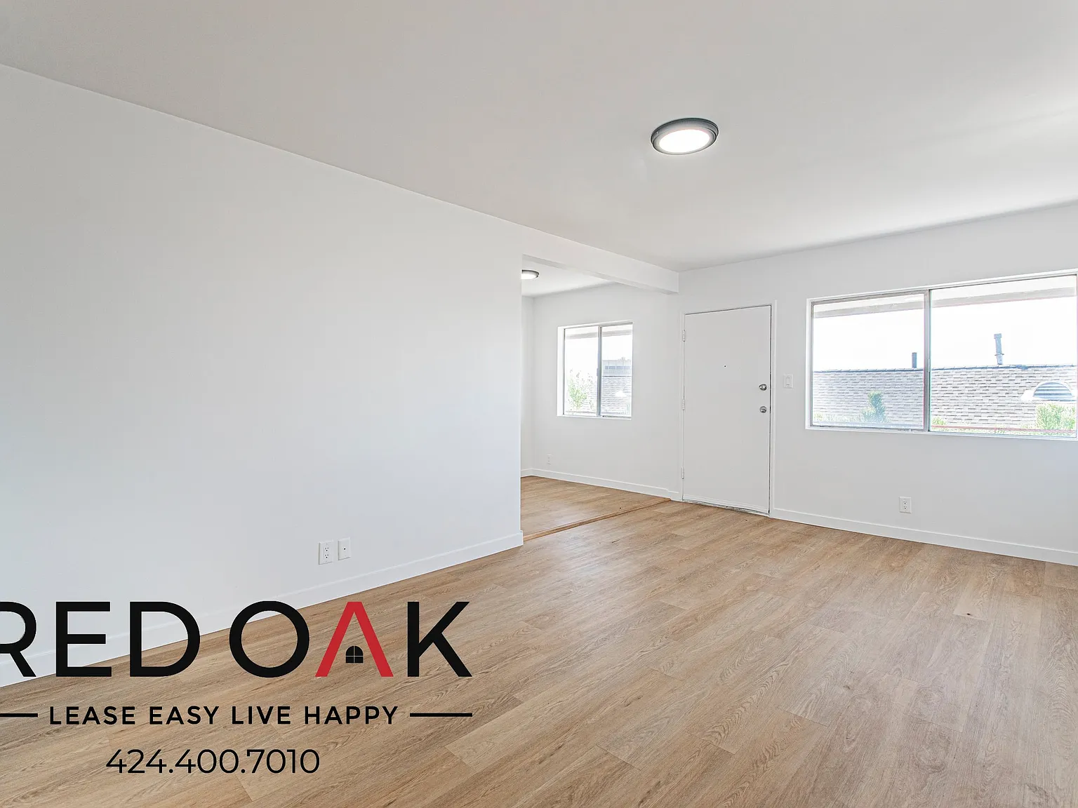 Inviting 1-Bed with Hardwood-Style Floors and On-Site Laundry in the Heart of Inglewood! — Photo 1