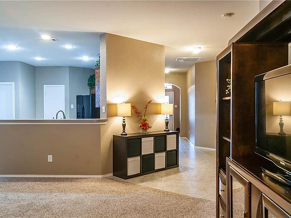 5th image of 1121 Fairweather Dr