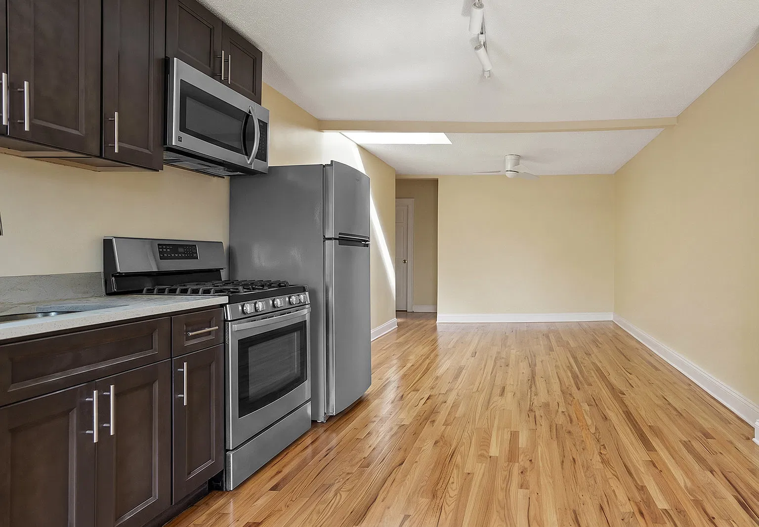 172 Lafayette Avenue — Photo 3