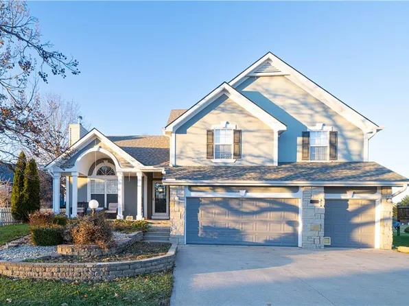 4215 N Devonshire Dr, Saint Joseph, MO 64506