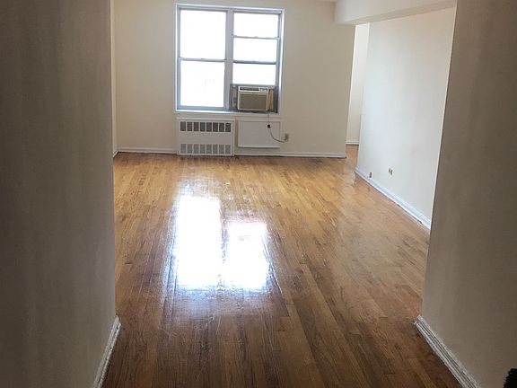 2nd image of 13520 82nd Ave #3G