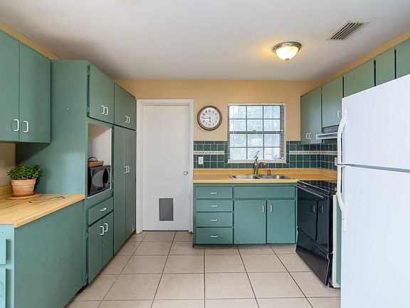 5th image of 1505 Kingston St