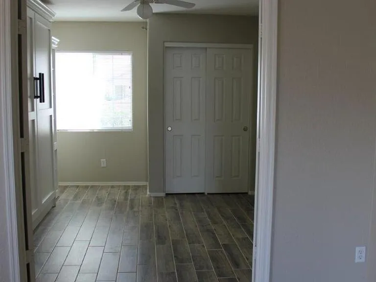 22660 W Adams Dr — Photo 8
