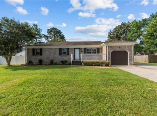 1425 Winfall Dr, Chesapeake, VA 23322