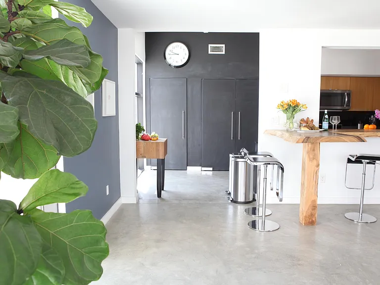 700 Main St #25 — Photo 47